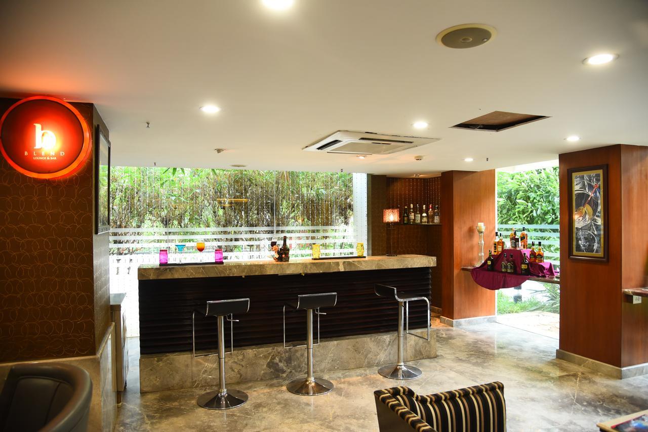 Royal Orchid Suites Whitefield Bangalore Buitenkant foto