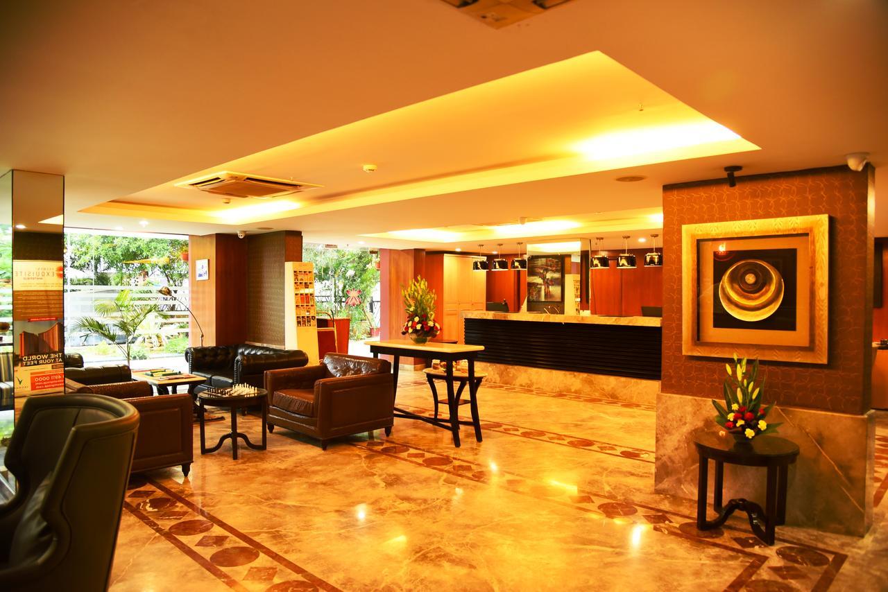 Royal Orchid Suites Whitefield Bangalore Buitenkant foto